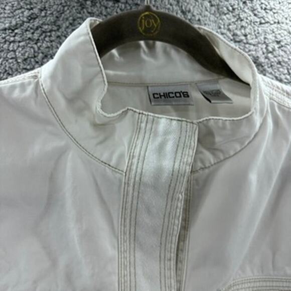 Chico's Lightweight Jacket Size 2‎ Long Sleeves Snaps White with Tan Stitching - Picture 8 of 10